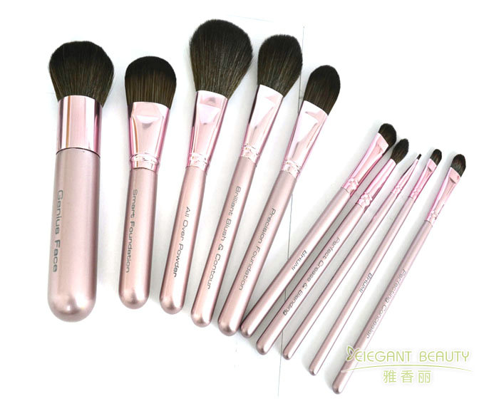 定制成套草莓视频APP官网时，有哪些个性化选项可供客户选择？
